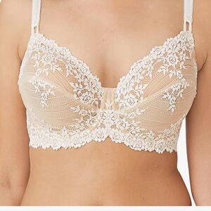 36DDD - Wacoal Embrace Lace Nude  and White Lace Bra